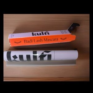 Kulfi Badi Lash Mascara - Black